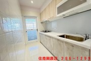 E17晨洋皇家優質3+1房華廈-一 住商不動產 興嘉店 286-1299 一 買屋賣屋有心最要緊 住商在嘉義 嘉義有興嘉 - E17晨洋皇家優質3+1房華廈 物件照片05